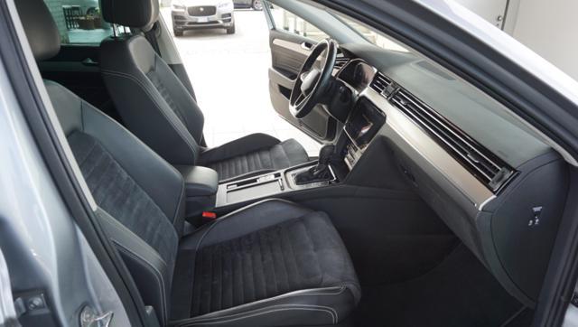 VOLKSWAGEN Passat Variant 2.0 TDI SCR 190 CV DSG Executive BMT