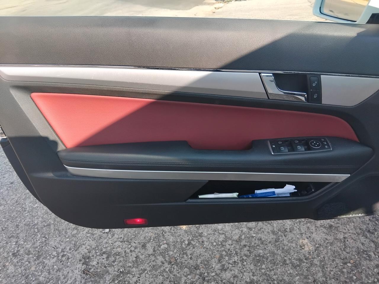 Mercedes-benz E 350 CDI Coupé BlueEFFICIENCY Avantgarde