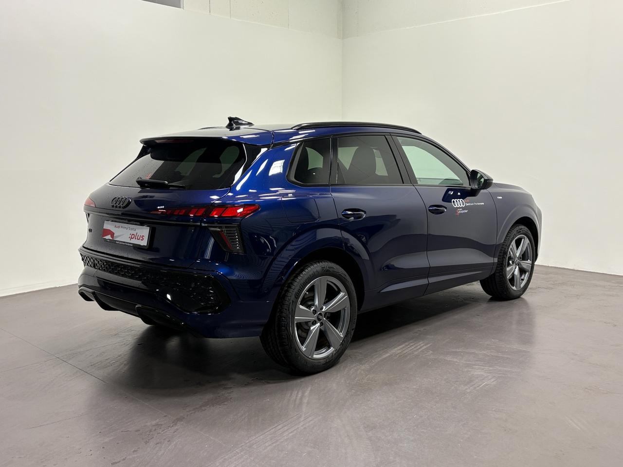 AUDI Q3 TDI S-TRONIC S-LINE EDITION