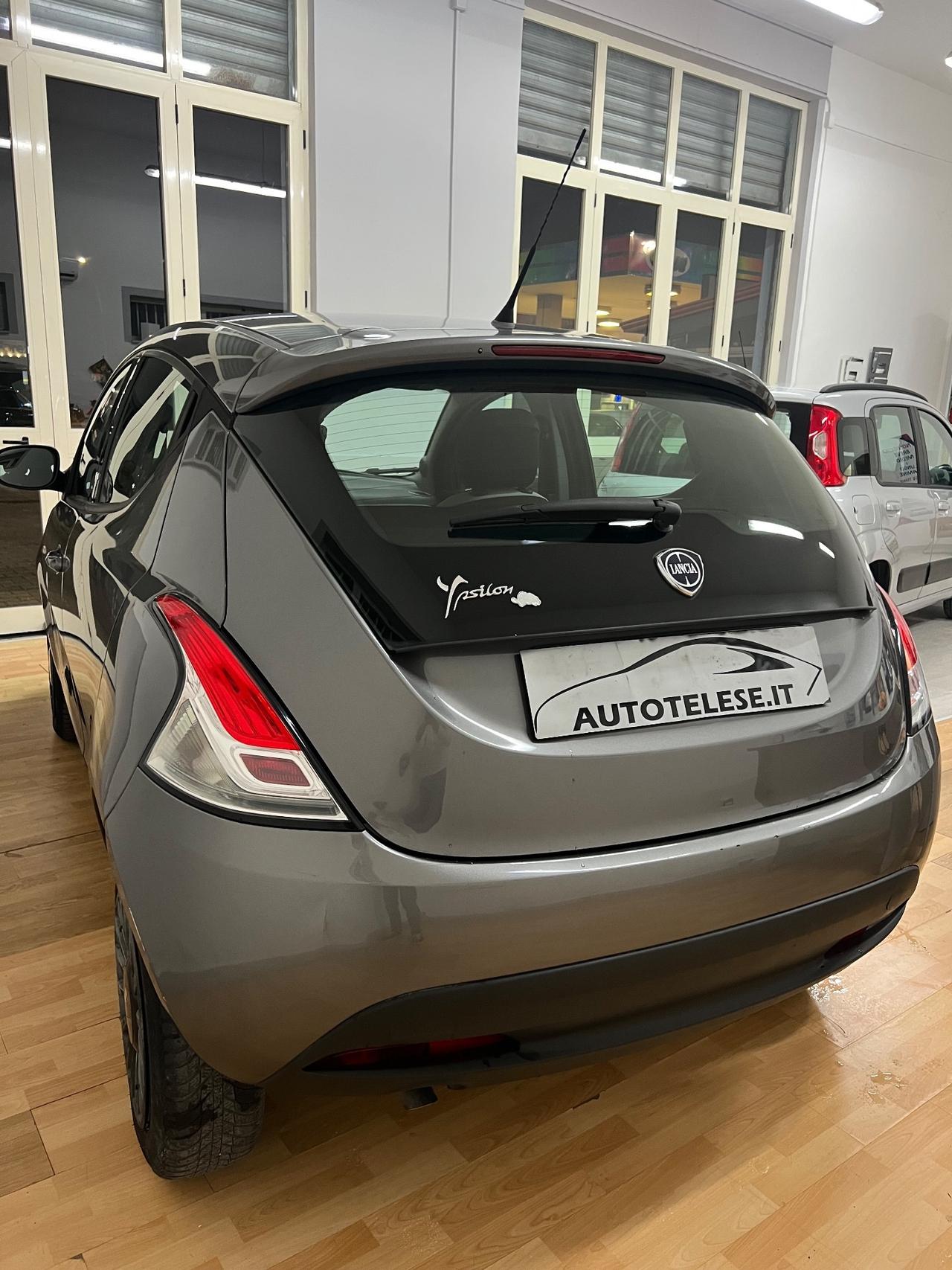 Lancia Ypsilon 0.9 TwinAir 85 CV 5 porte Metano Ecochic Gold