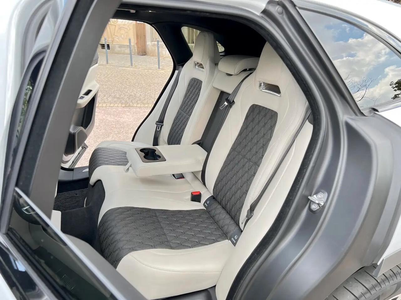 Jaguar F-Pace SVR 5.0 V8 SuperCharged 550cv aut.8 E6 AWD