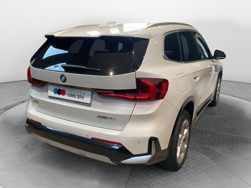 BMW X1 U11 sdrive18d X-Line auto