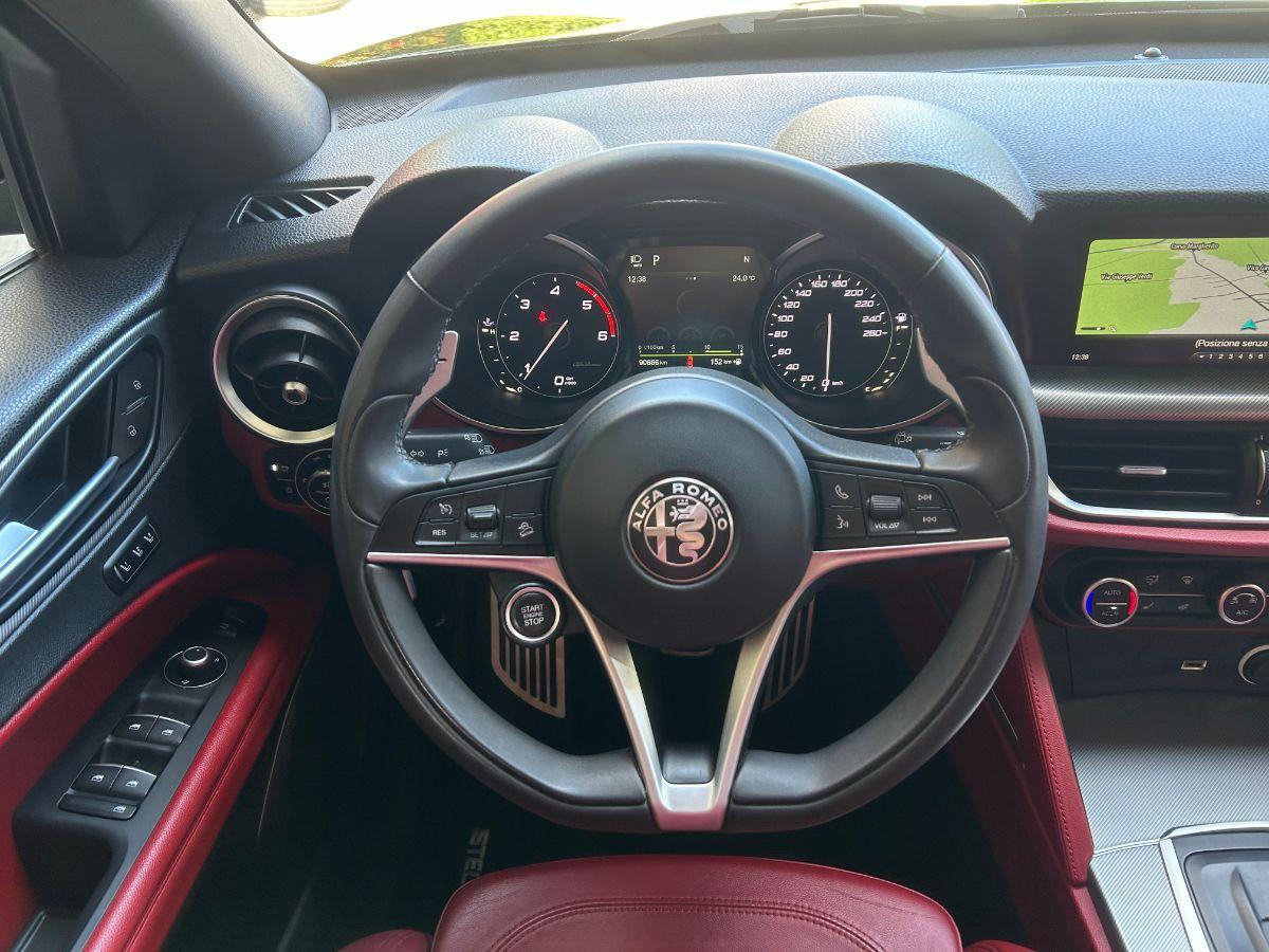 ALFA ROMEO - Stelvio - 2.2 T.diesel 210CV AT8 Q4 Veloce