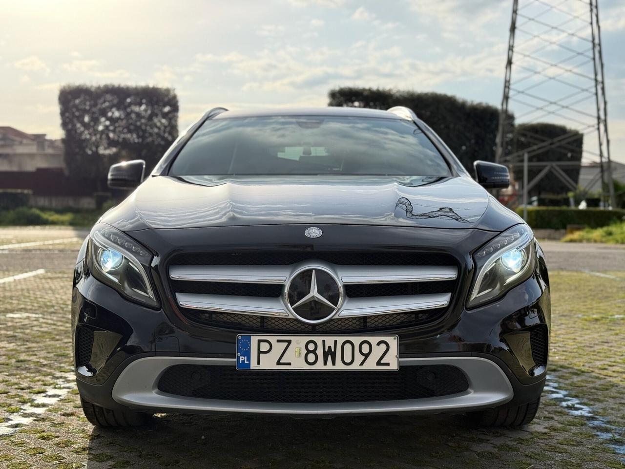 MERCEDES GLA 220 CDI 2015 Automatic 4Matic Premium