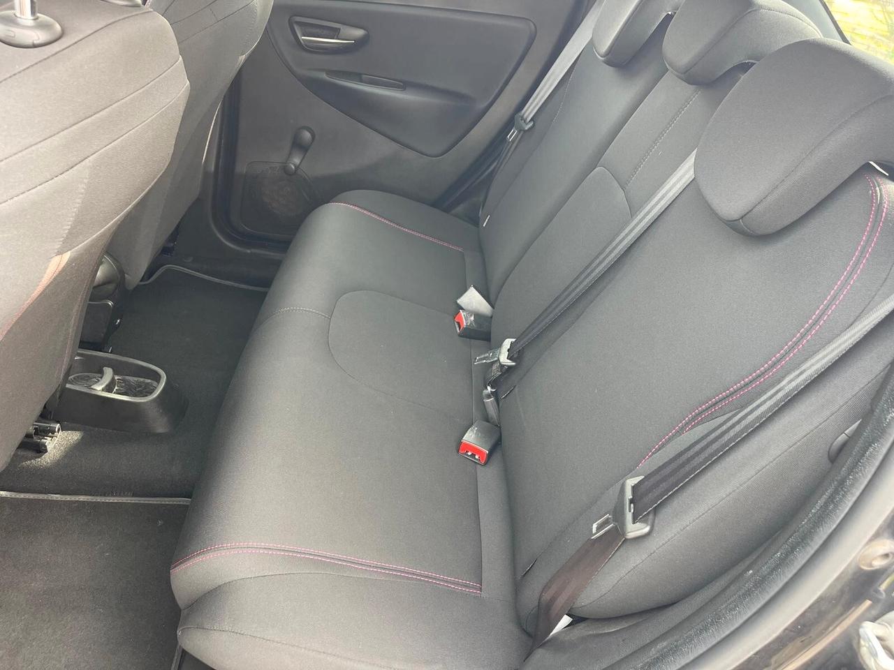 Lancia Ypsilon 1.2 69 CV 5 porte GPL Ecochic Gold