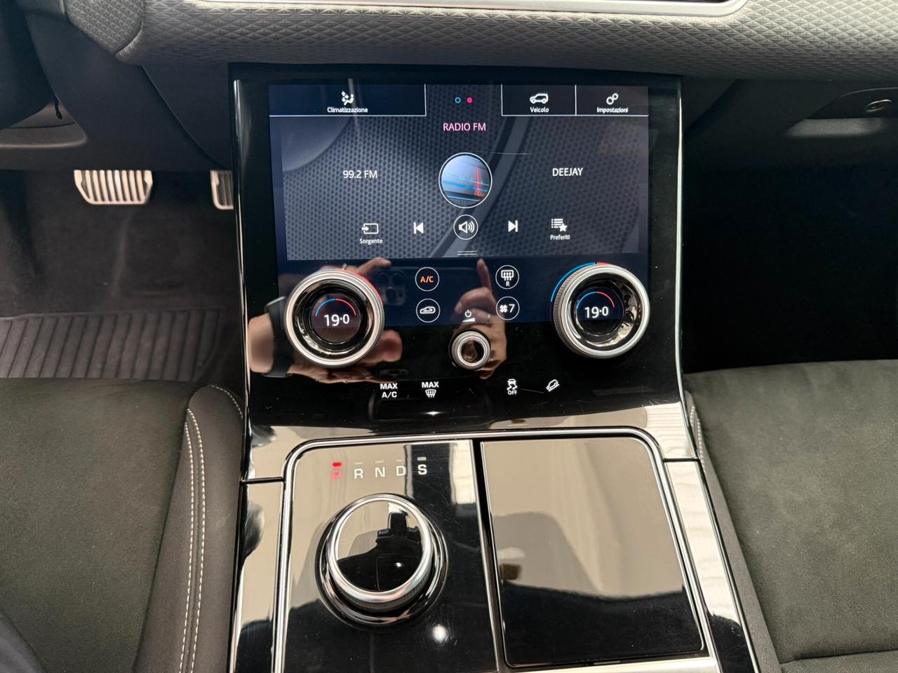 Land Rover Range Rover Velar 2.0D I4 240 CV R-Dynamic S