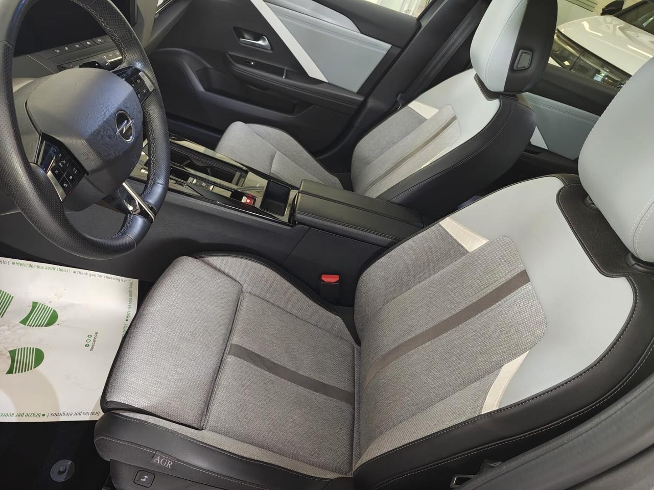 Opel Astra 1.6 Plug-in Hybrid 180 CV AT8 Ultimate