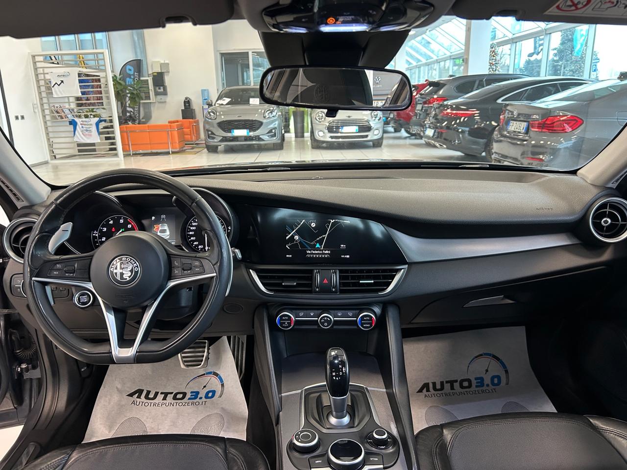 Alfa Romeo Giulia 2.0 Turbo 200 CV AT8 Super