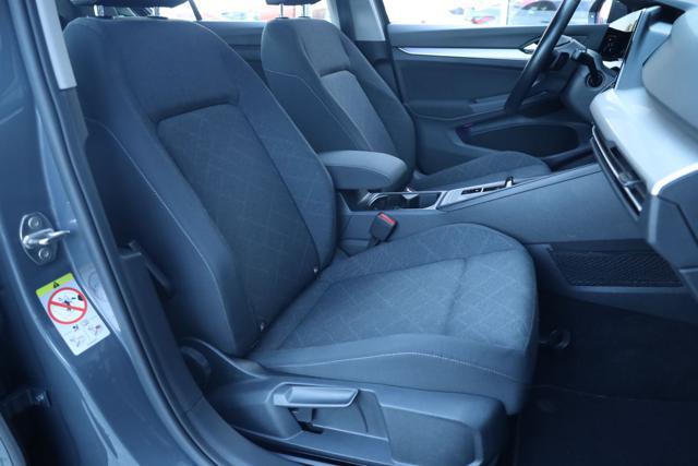 VOLKSWAGEN Golf 1.0 eTSI EVO DSG Life