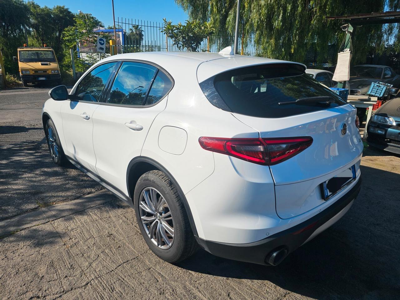 Alfa Romeo Stelvio 2.2 Turbodiesel 160 CV AT8 RWD Business