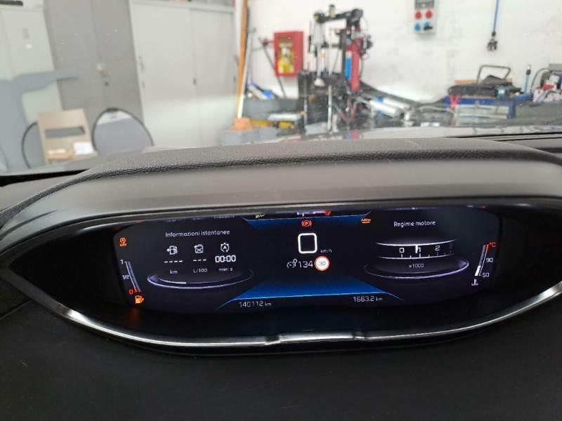 PEUGEOT 5008 BLUEHDI 130 ACTIVE BUSINESS EAT8 S/S AUT SUV