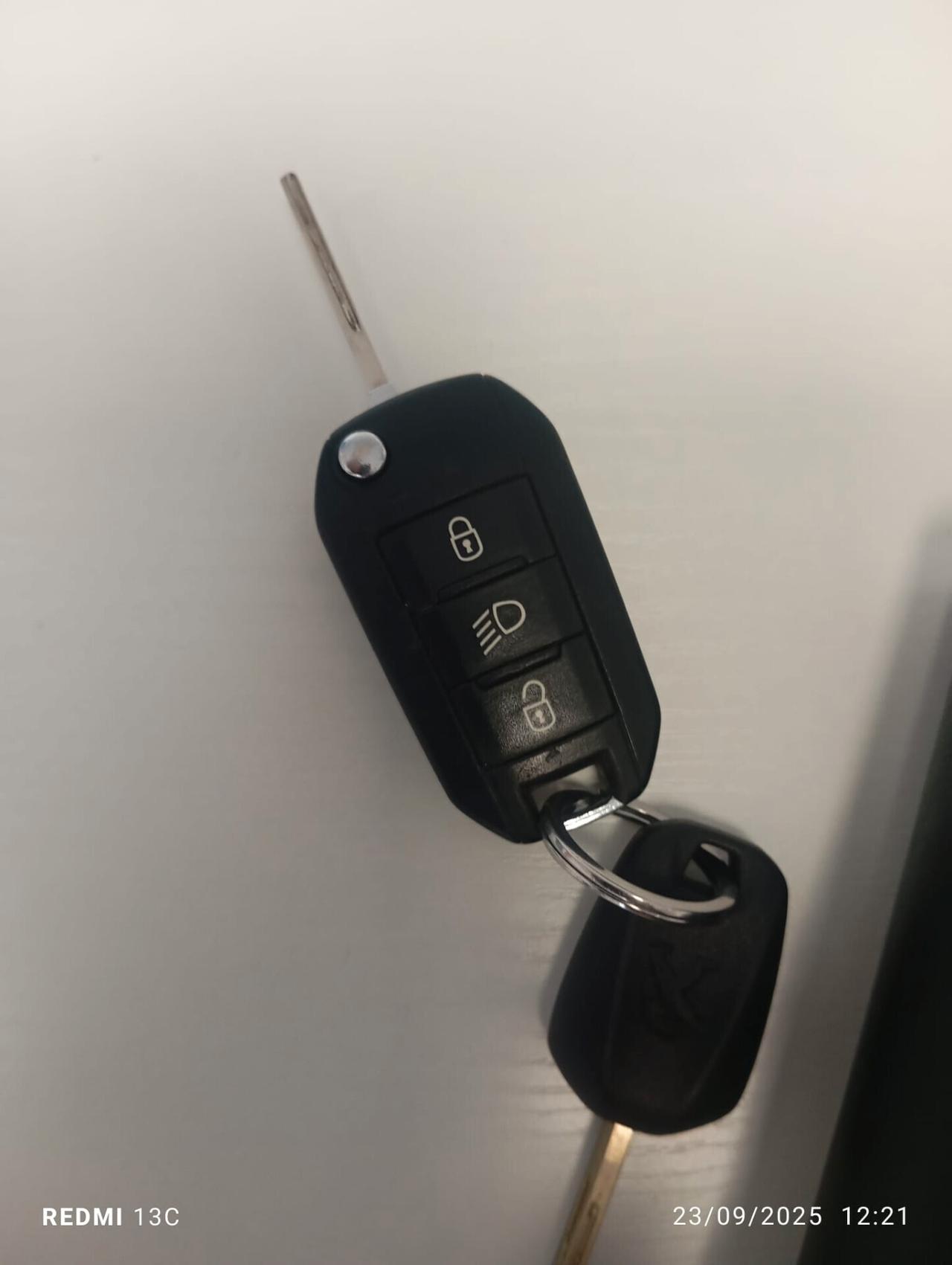 Peugeot 208 1.6 e-HDi 92 CV Stop&Start 5 porte Allure