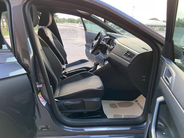 VOLKSWAGEN Taigo 1.0 TSI 110 CV DSG R-Line TETTO APR/PAN