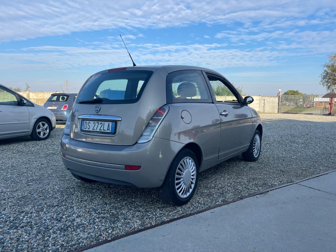 Lancia Ypsilon 1.2 Argento
