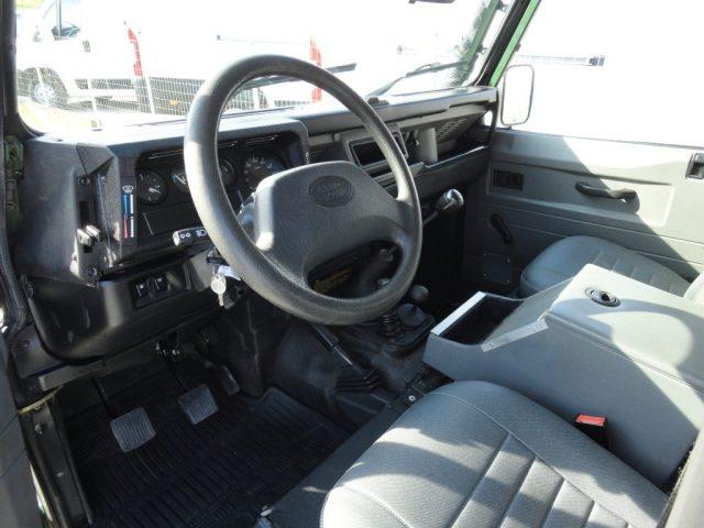 LAND ROVER Defender 110 2.5 Td5 cat Crew Cab Pick-up - Neopatentati
