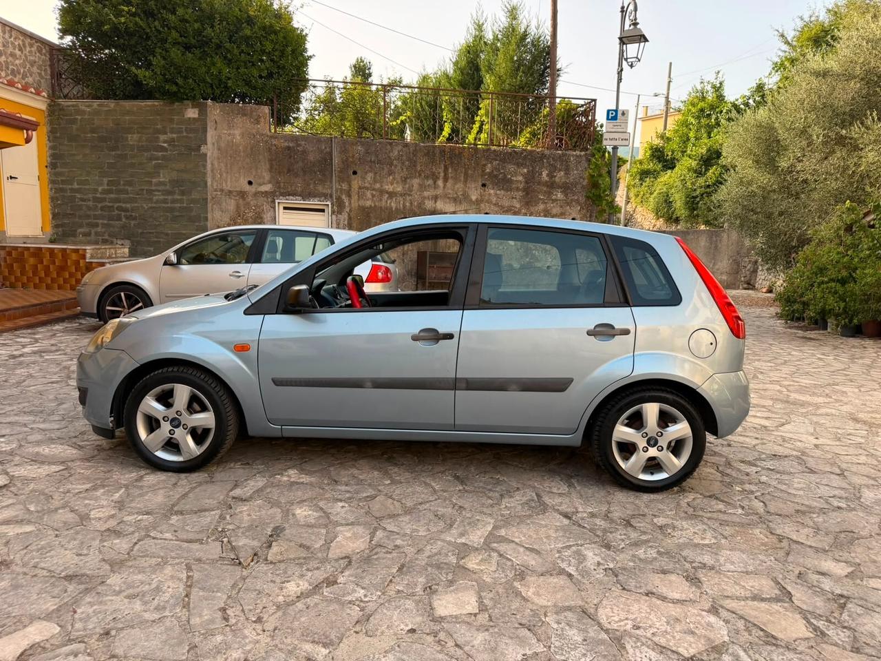 Ford Fiesta 1.4 TDCi 5p. Titanium