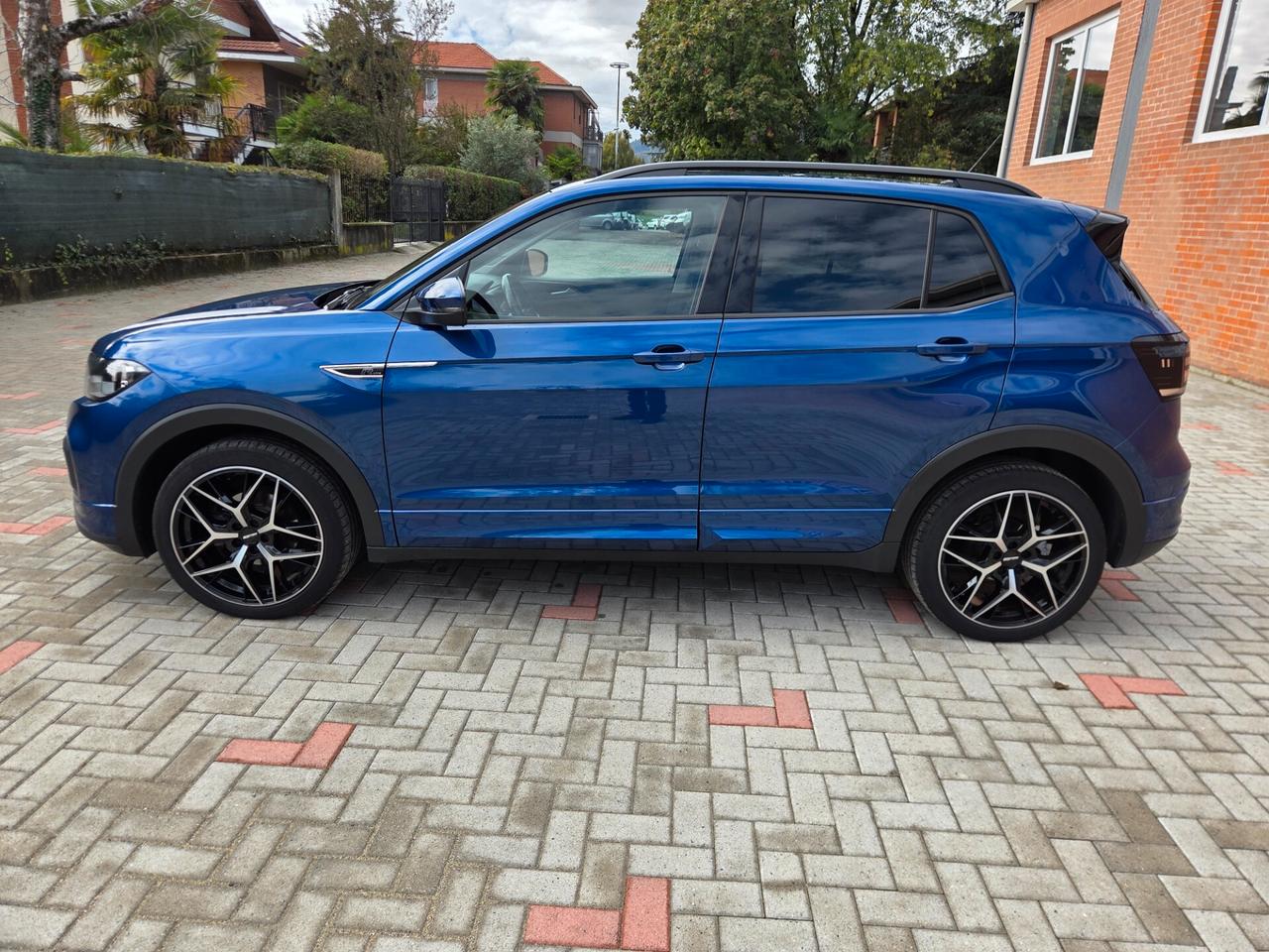 Volkswagen T-Cross 1.0 TSI 110 CV Sport R-Line