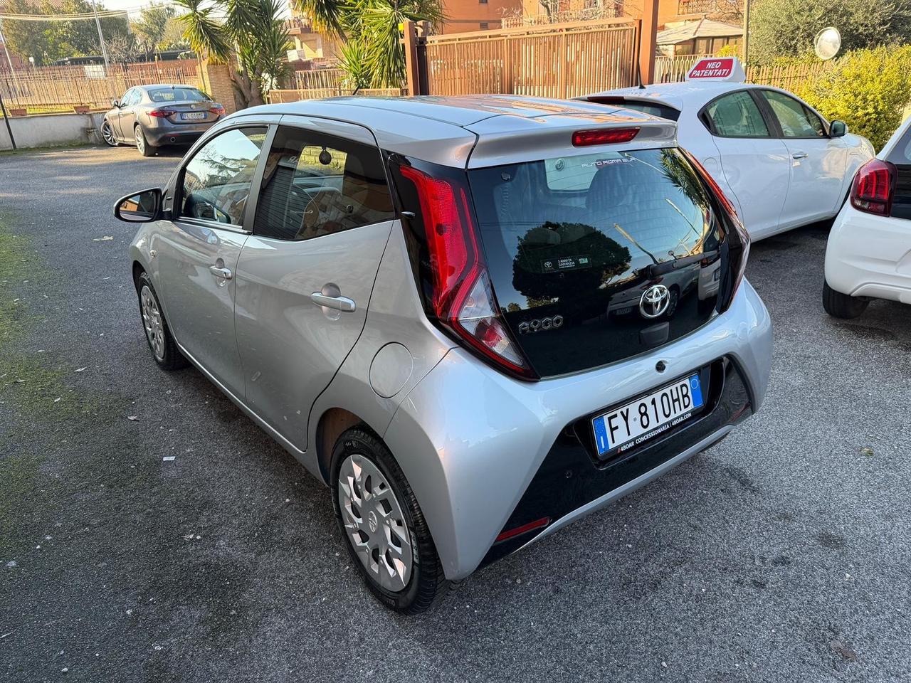 Toyota Aygo 1.0 VVT-i 72 CV 5 porte x-play