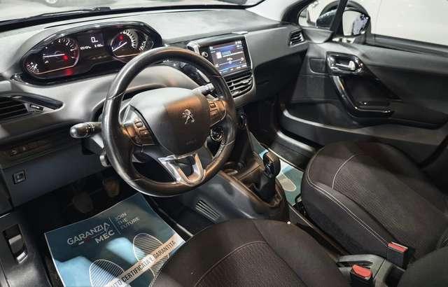 Peugeot 208 Neopatentati Benzina Euro 6 Cinghia nuova