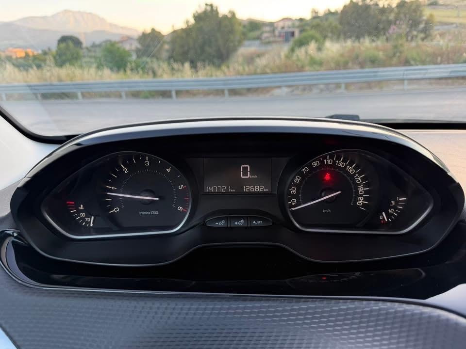 Peugeot 2008 BlueHDi 100 Active