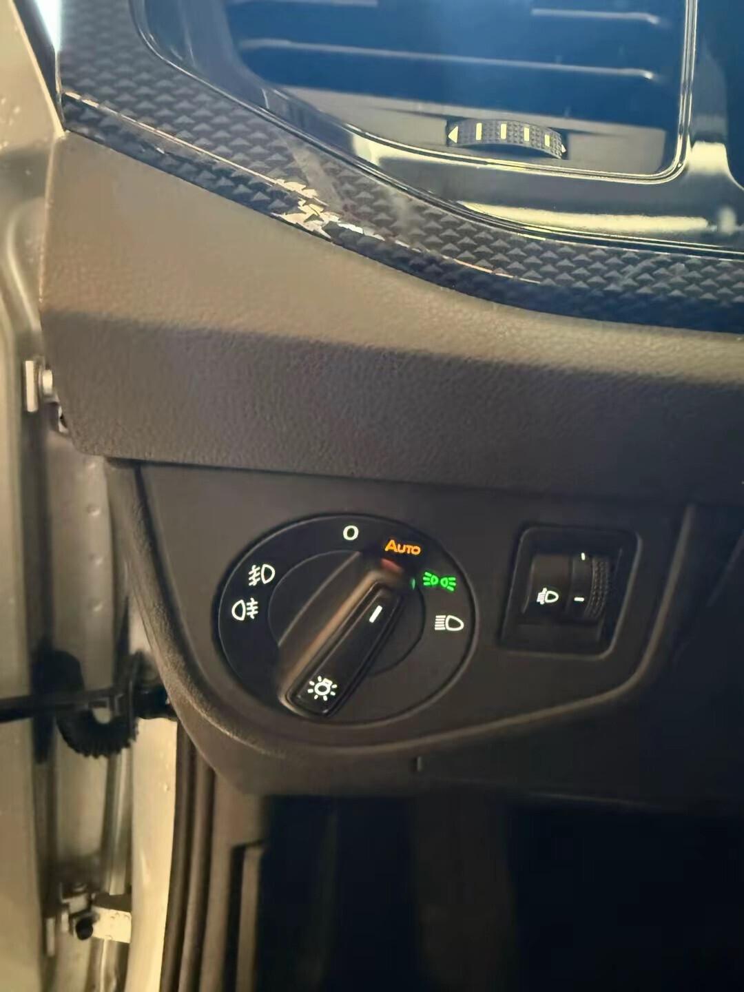 Volkswagen Polo 1.0 TSI DSG Style