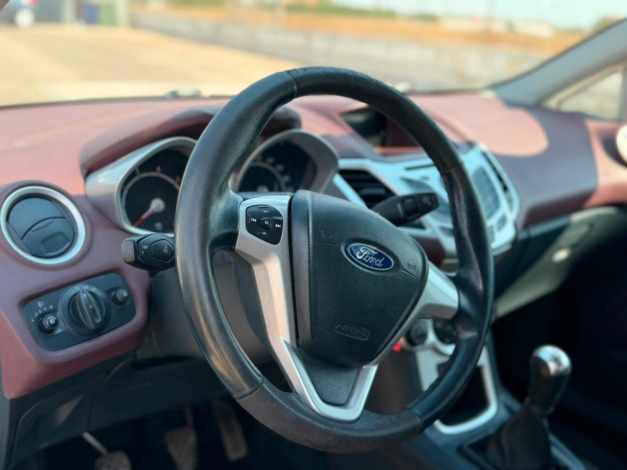 Ford Fiesta 1.4 5 porte Bz.- GPL Titanium