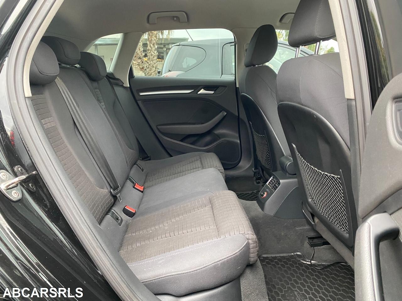 AUDI - A3 Sportback - 1.6 TDI clean diesel S troni