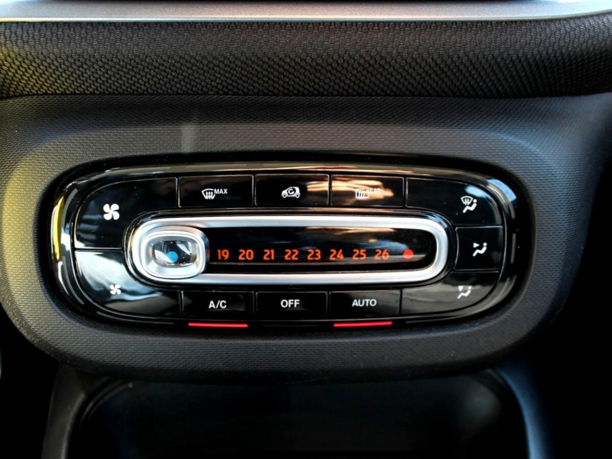 Smart ForFour EQ Pulse Cam Pdc Tetto UNIPRO IVA DEDUCIBILE