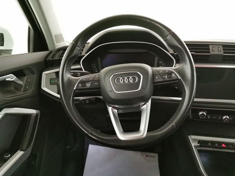 Audi Q3 35 2.0 tdi Business Advanced quattro s-tronic