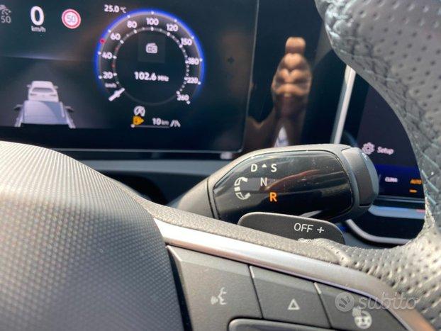 VOLKSWAGEN Tiguan 2.0 TDI 150 CV SCR DSG R-Line