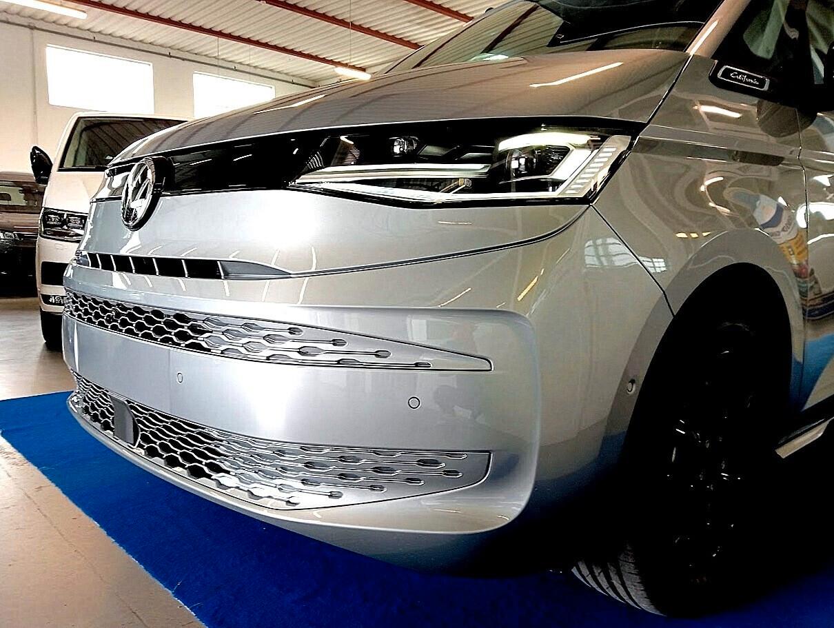 Volkswagen T7 California TOUR TDI DSG RISCALDAMENTO LED 360 *OK 104*