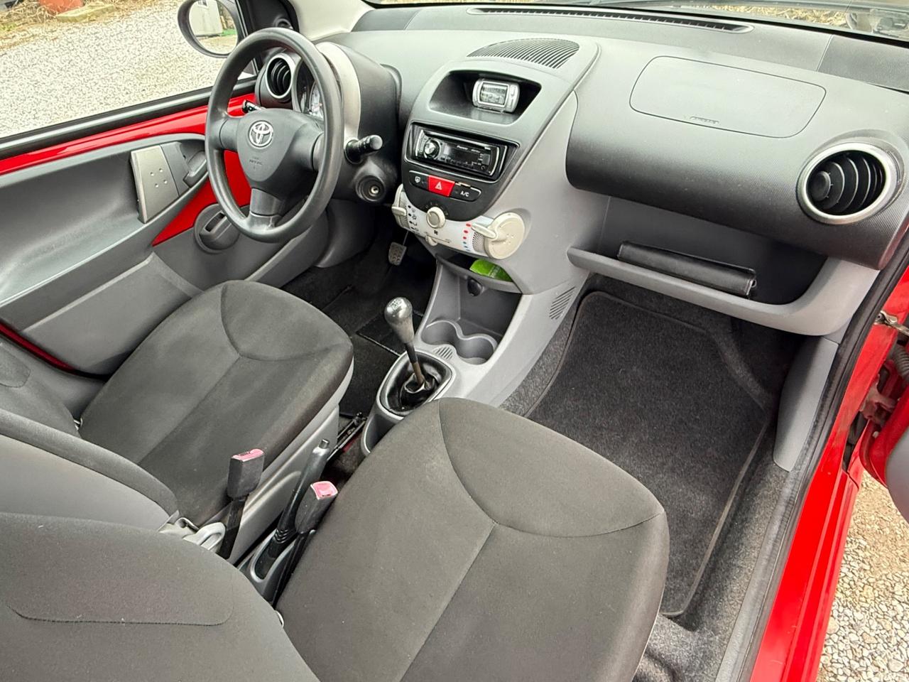 Toyota Aygo 1.0 12V VVT-i 5 porte Sol