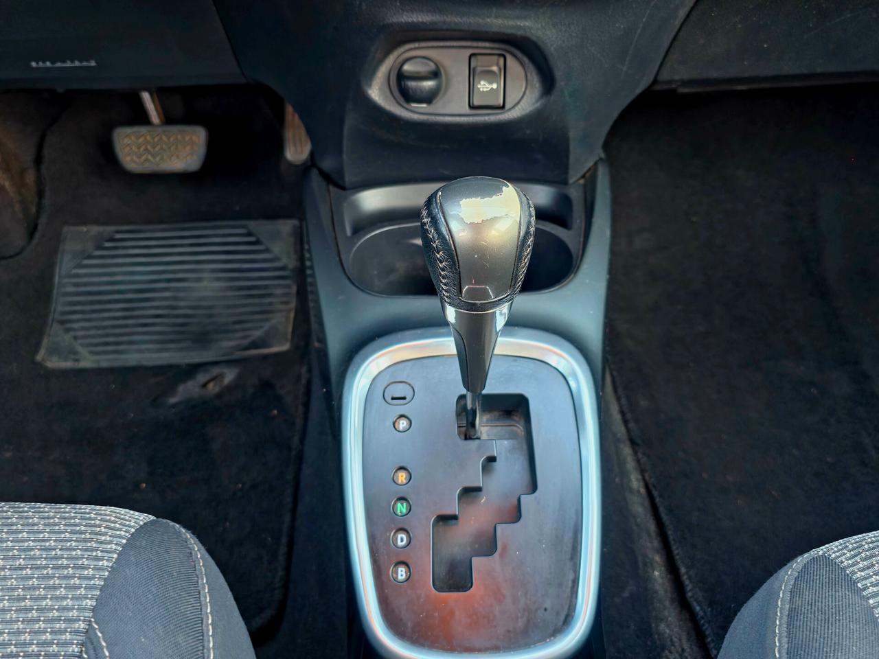 Toyota Yaris 1.5 Hybrid 5 porte Active 2016-E6B Automatico NEO