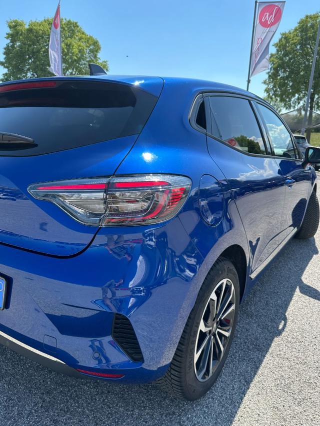 RENAULT Clio TCe 90 CV 5 porte Techno