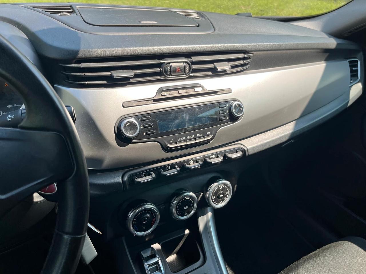Alfa Romeo Giulietta 1.4 Turbo 105CV Progression