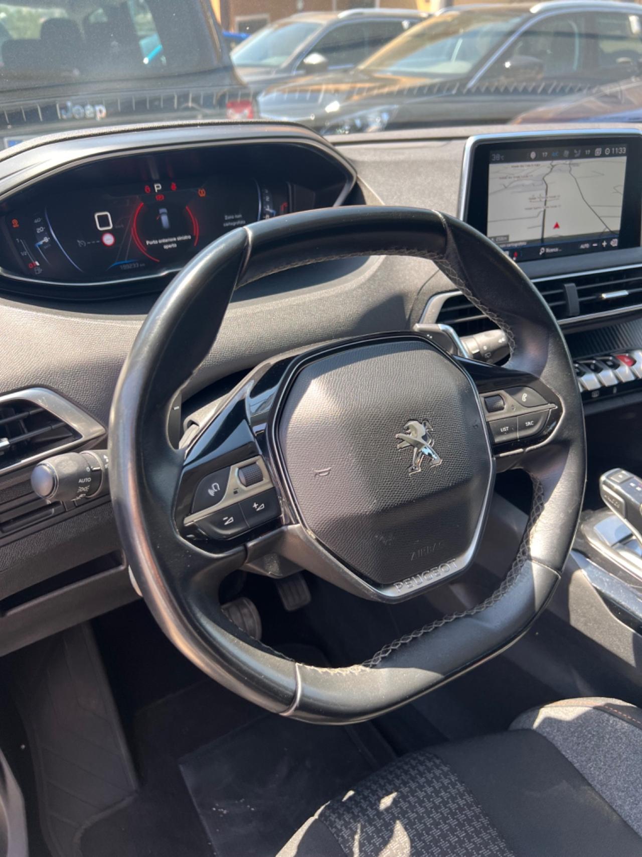 Peugeot 3008 1.5 HDI 130 2019