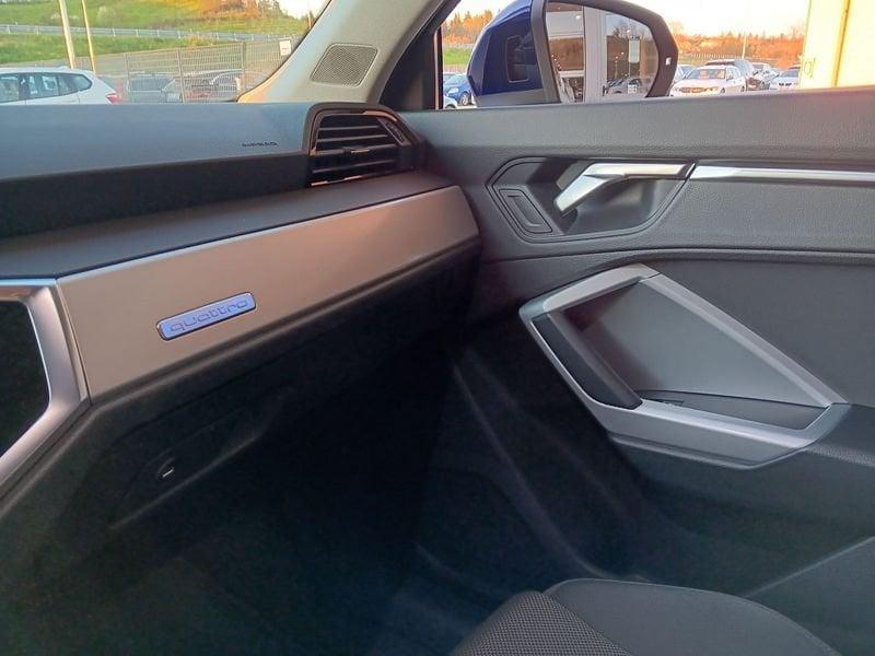 Audi Q3 Sportback 40 2.0 tdi S line edition quattro 200cv s-tronic