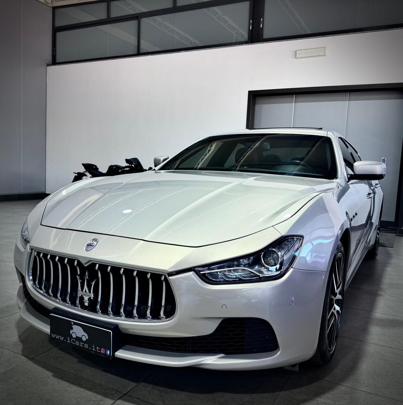 Maserati Ghibli 3.0 V6 250CV Diesel Restyling