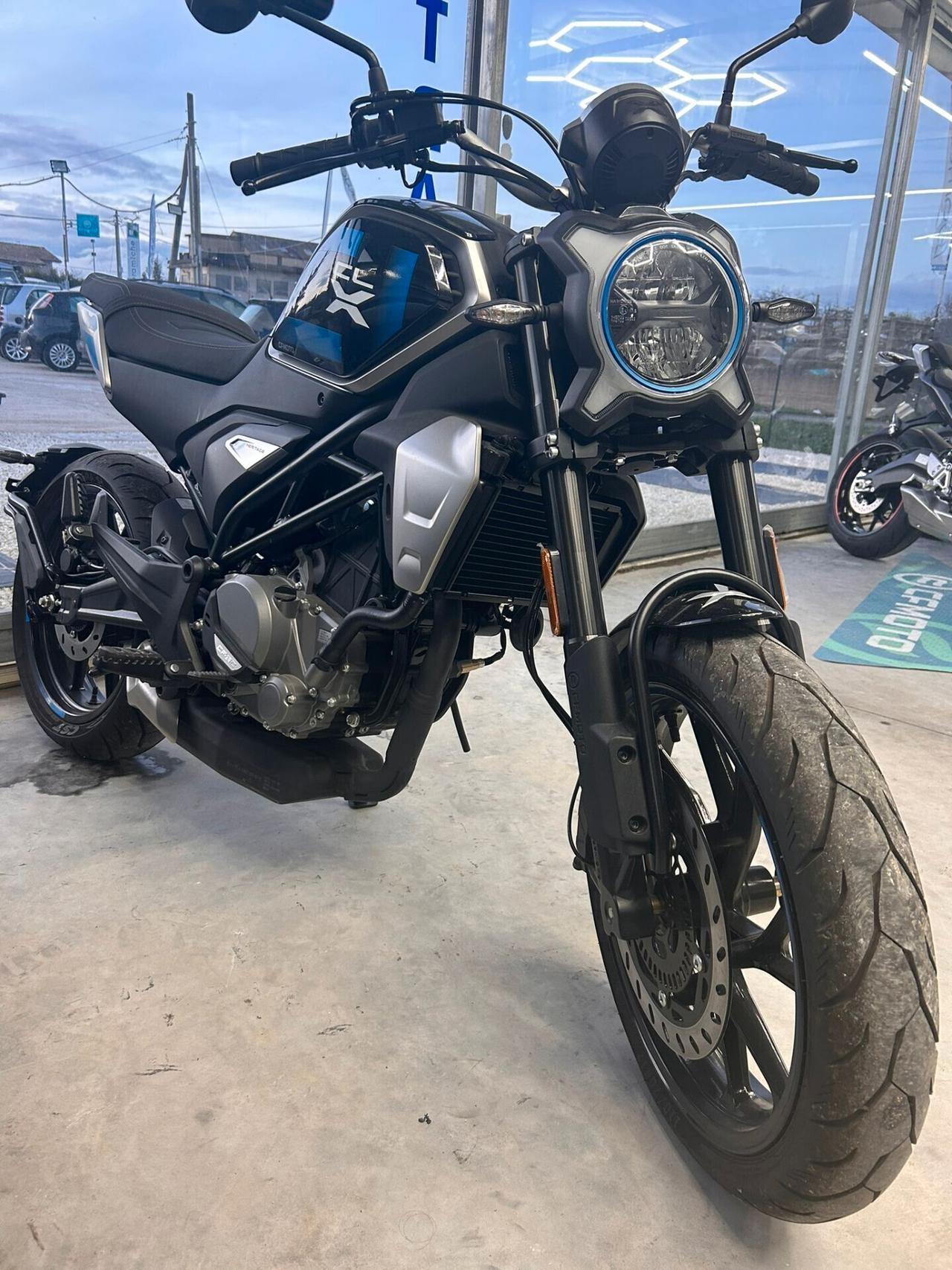 CF MOTO 300 CL-X HERITAGE