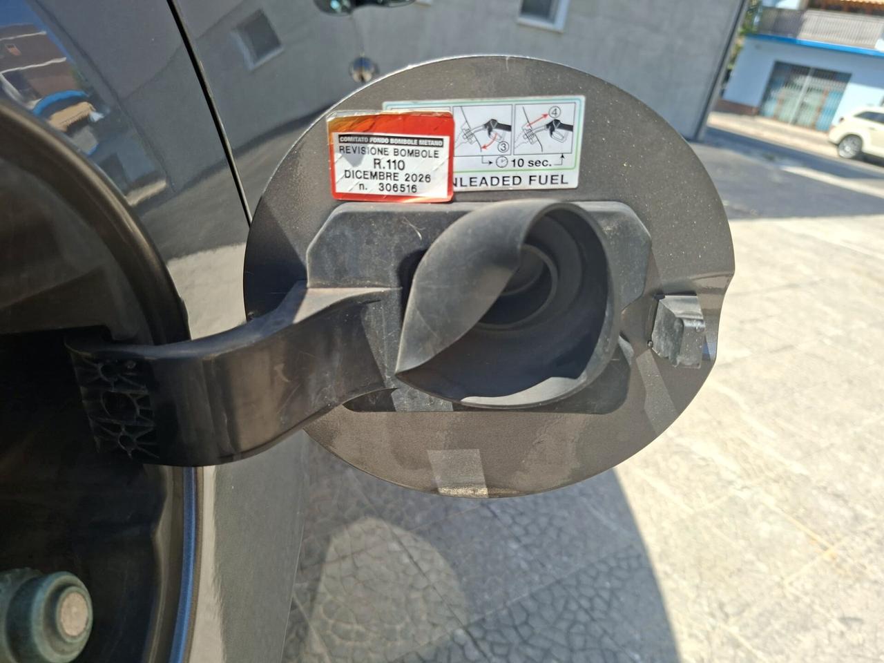 Lancia Ypsilon 0.9 TwinAir 85 CV 5 porte Metano Ecochic Gold