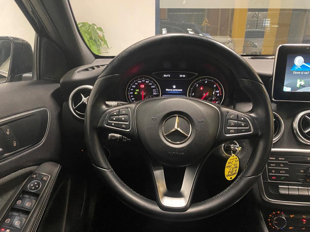 Mercedes-benz A 180 A 180 d Sport