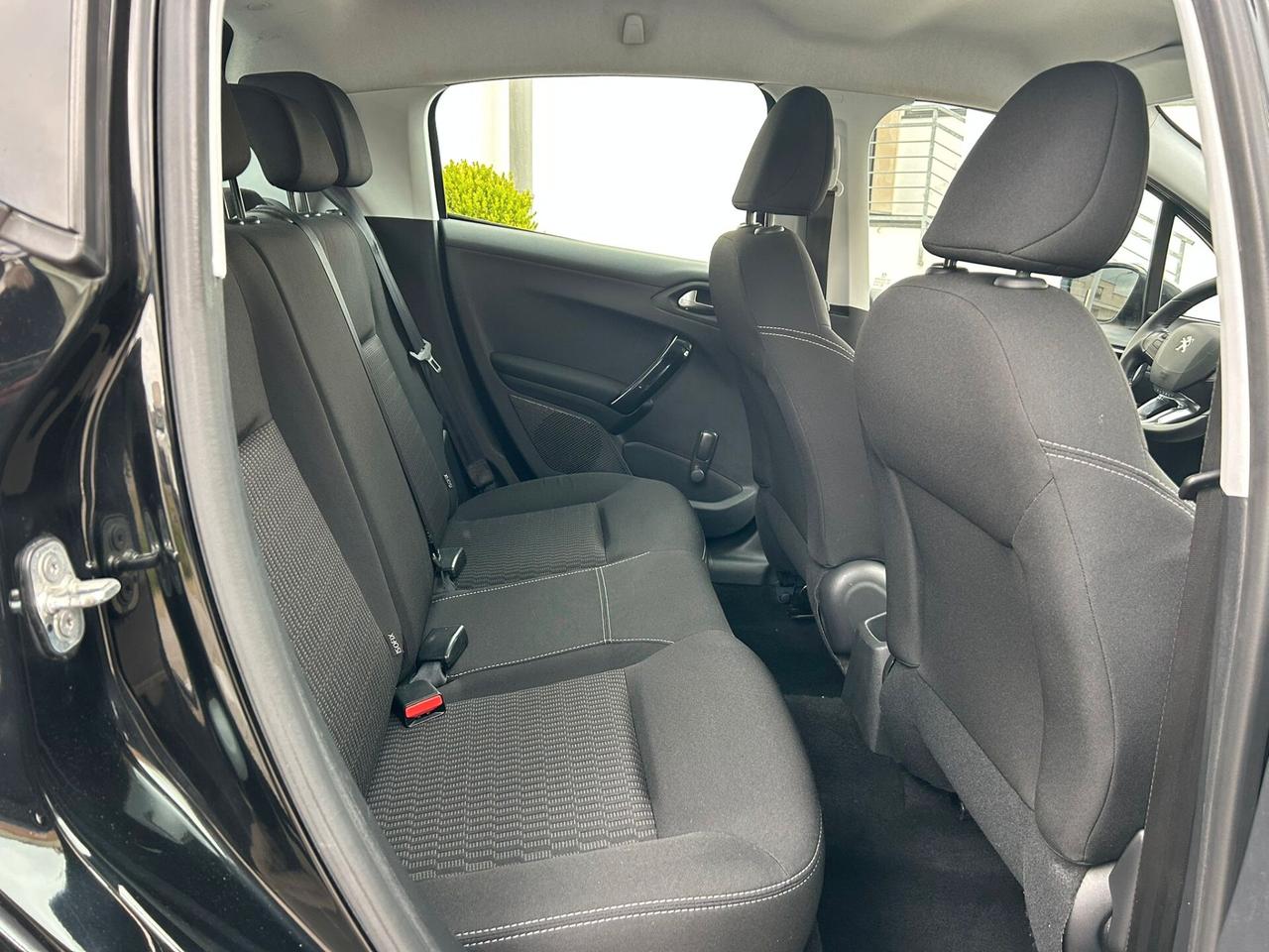 Peugeot 208 1.6 HDI 75 Cv ALLURE Km103.000-2018