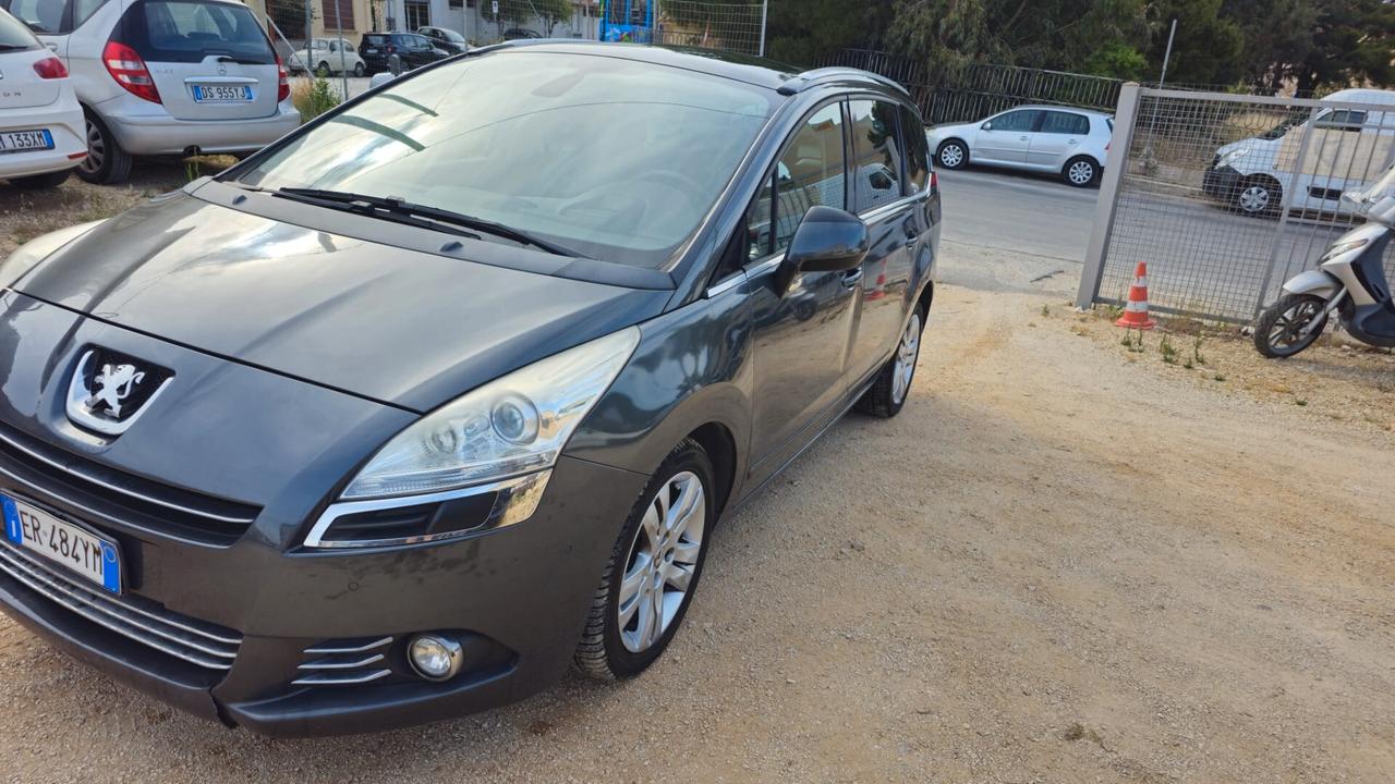 Peugeot 5008 2.0 HDi 163CV aut. Allure