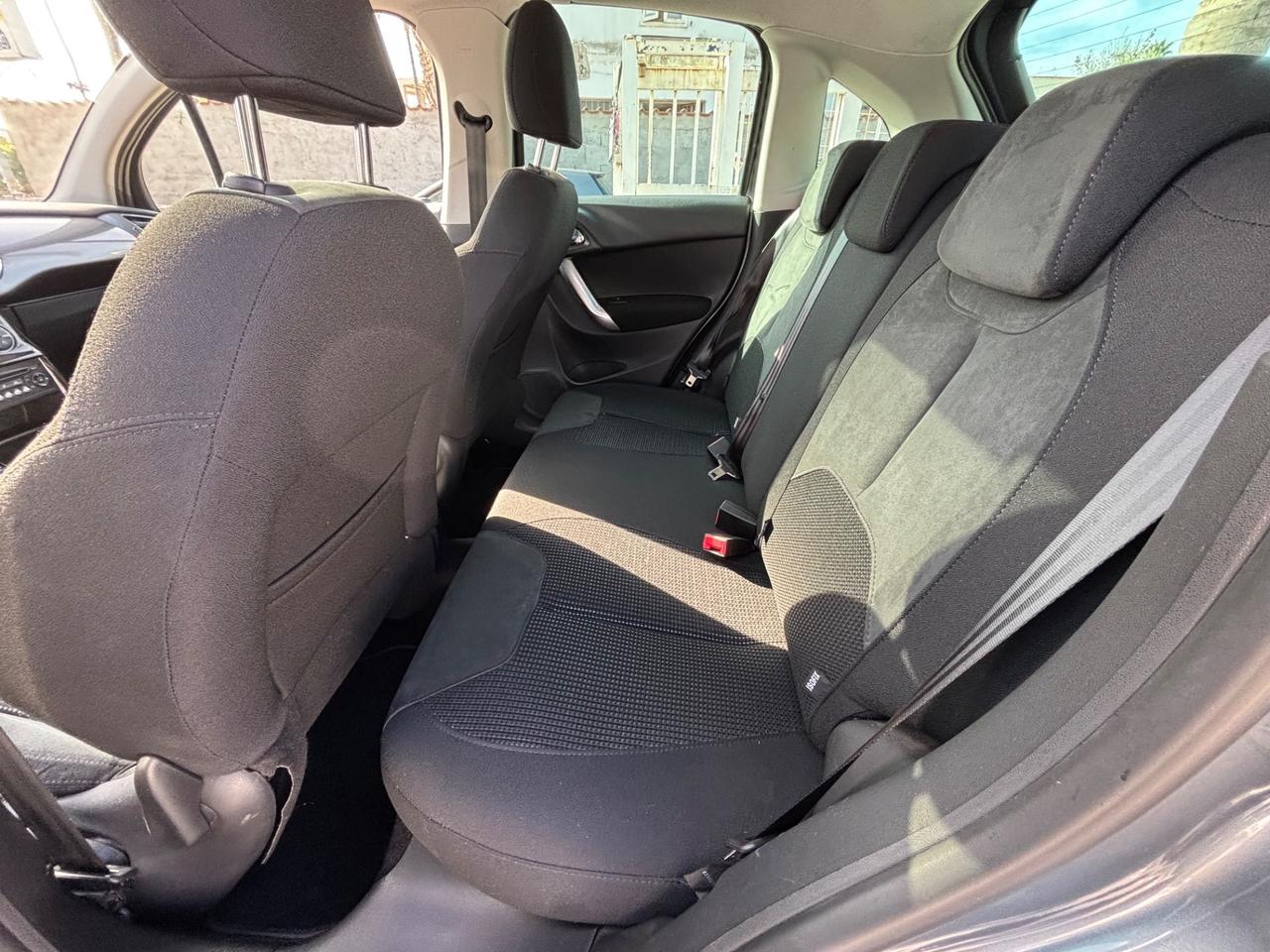 CITROEN C3 1.4 BENZ EXCLUSIVE 60.000KM