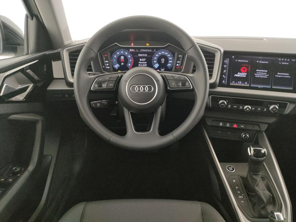 Audi A1 30 1.0 TFSI Identity Black S tronic