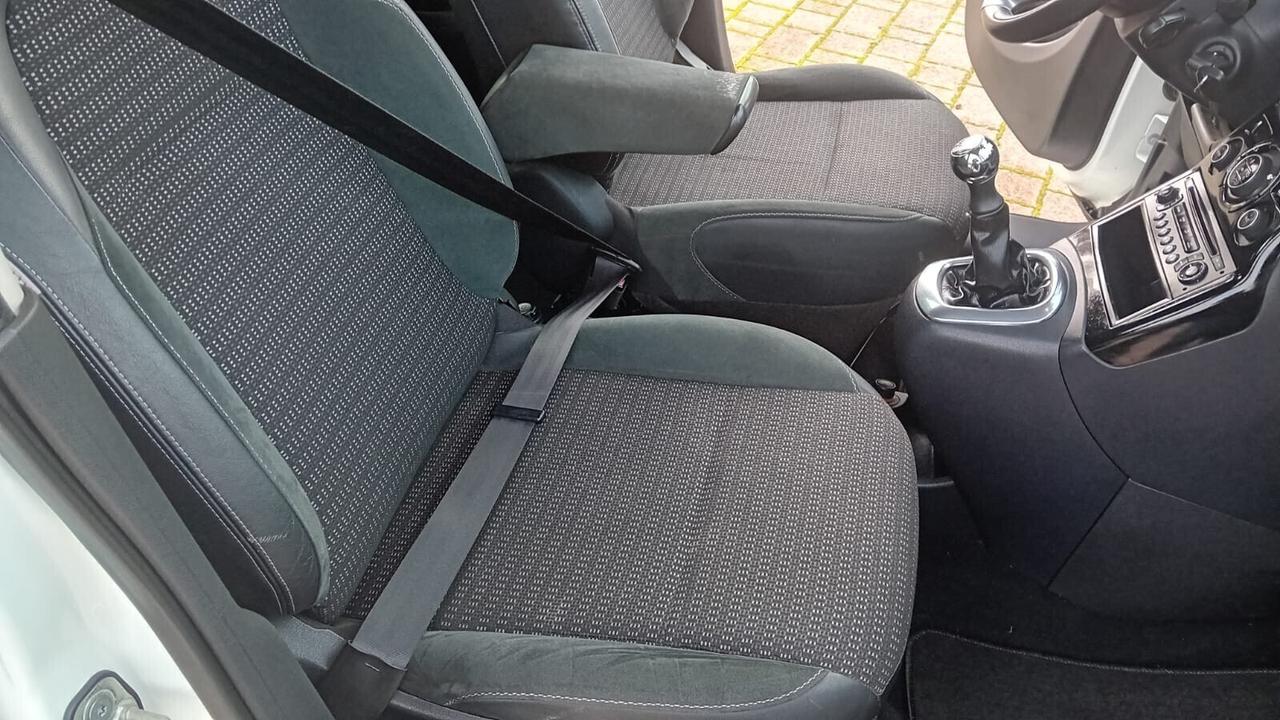 Citroen C3 Picasso 1.6 HDi 110 airdream Exclusive