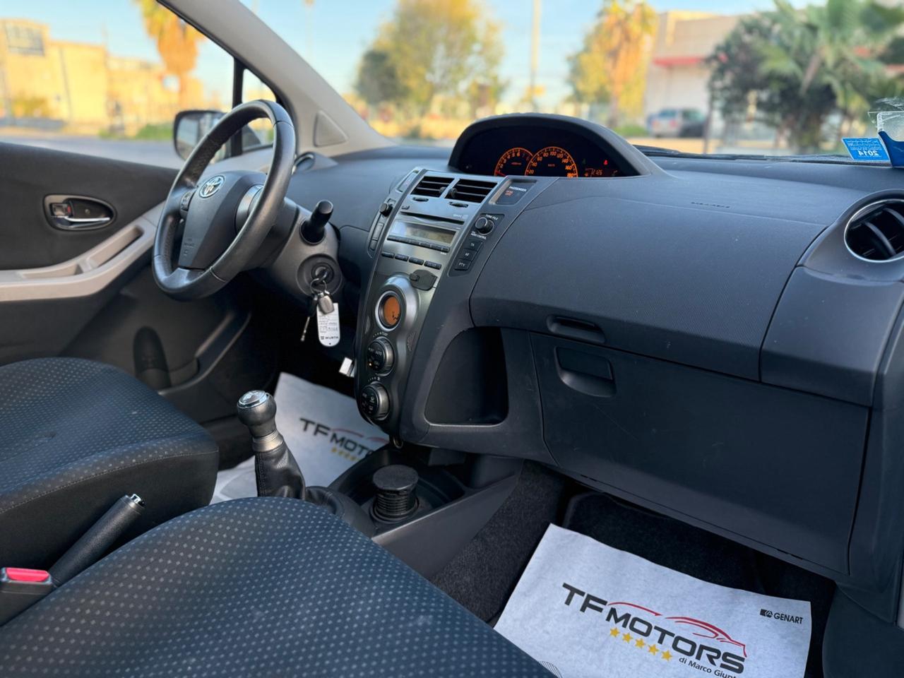 Toyota Yaris 1.0 SOLO 64.000 KM - 2010