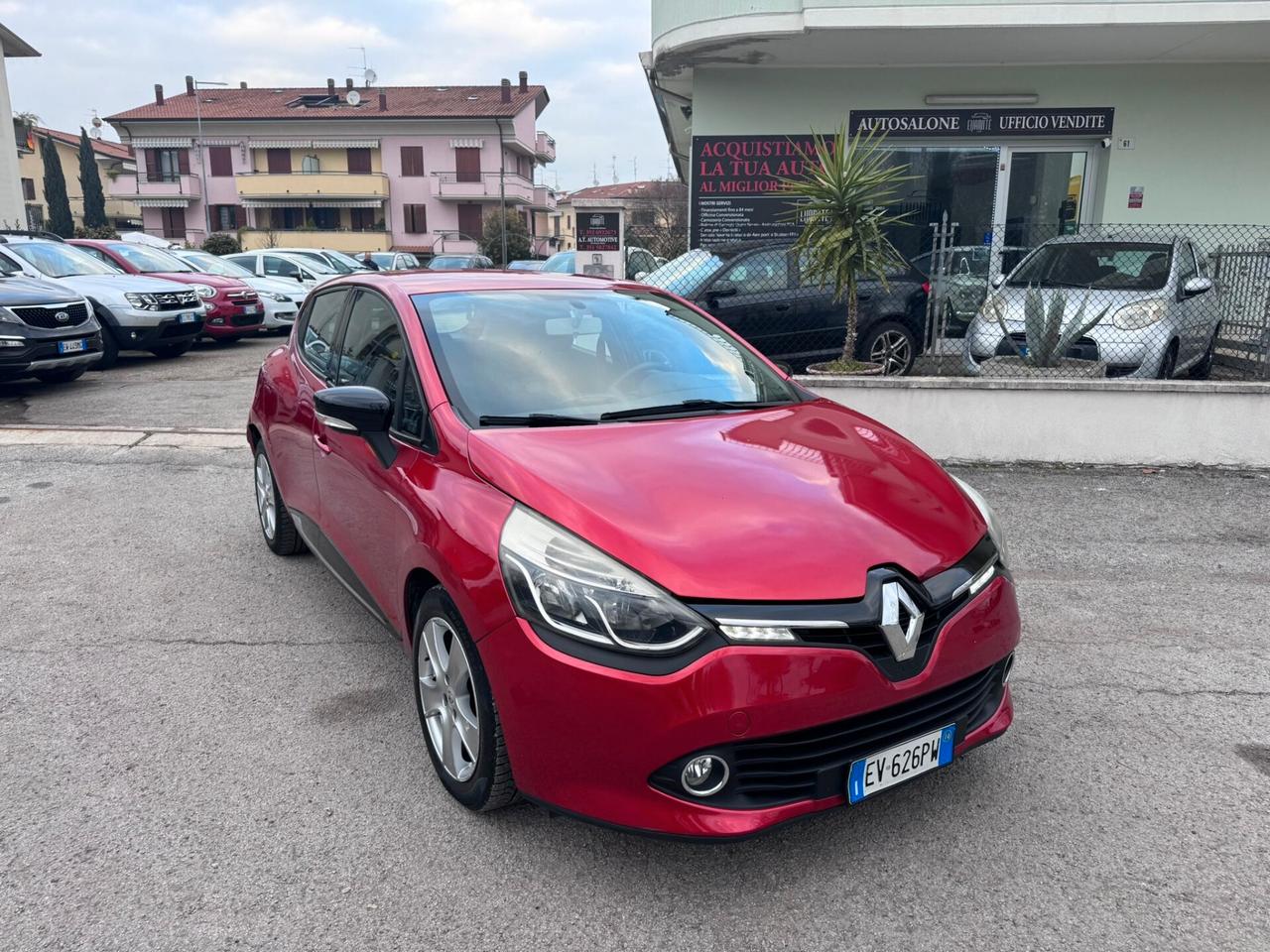 Renault Clio 1.2 75CV 5 porte Costume National