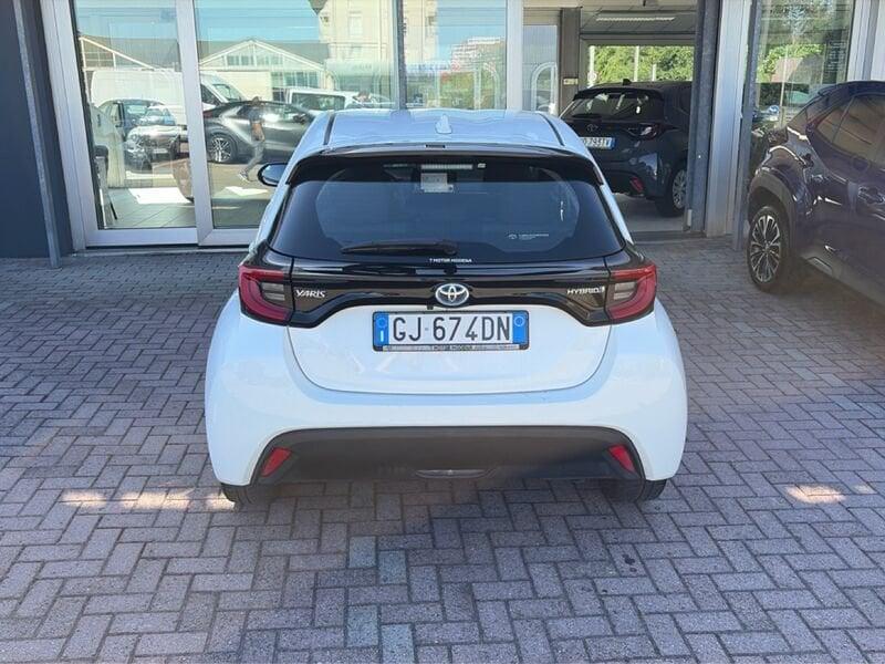 Toyota Yaris Hybrid Trend MY22