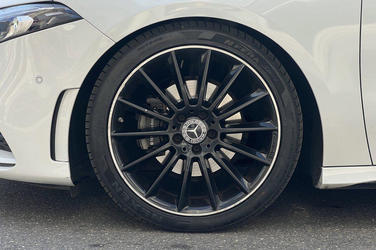 MERCEDES A 180 d Automatic Premium